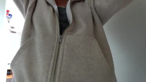 Snapshot of ofbeautifuldisasterrrr chatting on October 22, 4:51 pm onlyfansbeautifuldisasterrrr online show from October 22, 4:51 pm