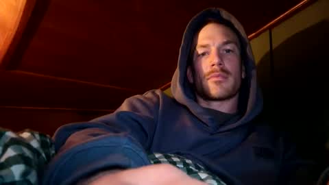 Snapshot of ofboatie chatting on November 24, 7:57 pm Boatiie online show from November 24, 7:57 pm