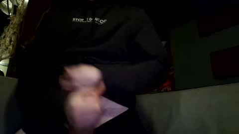 Snapshot of ofboatie chatting on December 19, 6:59 pm Boatiie online show from December 19, 6:59 pm