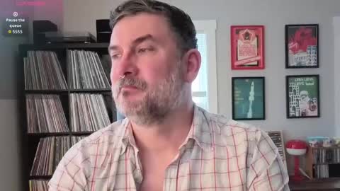 Office Dad online show from December 17, 7:42 pm