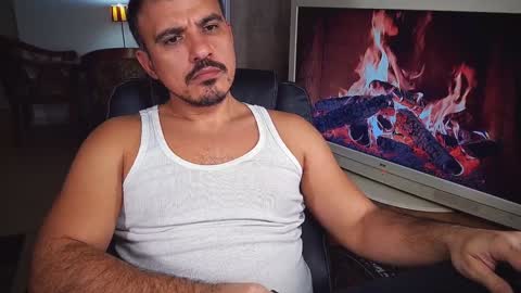 officeman7 online show from December 25, 5:15 pm