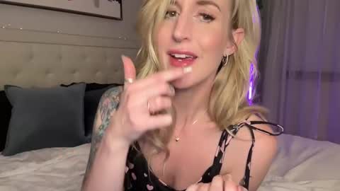 Tams online show from December 22, 12:07 am