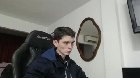 Snapshot of ofsolovicio chatting on December 11, 9:23 pm ofsolovicio online show from December 11, 9:23 pm