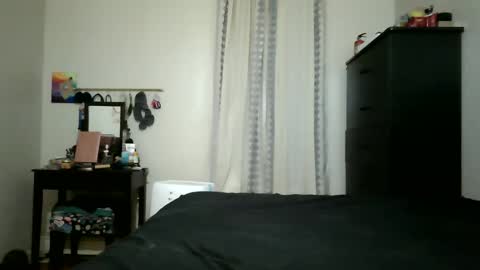Lit en Cama online show from October 7, 1:03 am