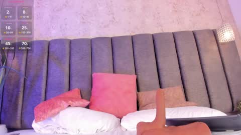 Holly online show from February 12, 10:59 pm