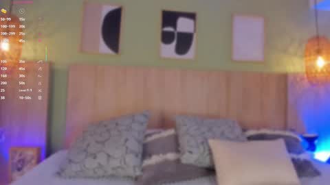 Holly online show from October 3, 11:51 am