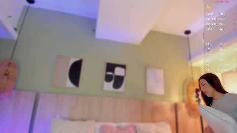 Holly online show from March 28, 11:21 am