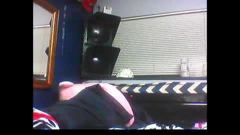 who dares  toss me some  tips lets have fun online show from February 18, 4:37 am