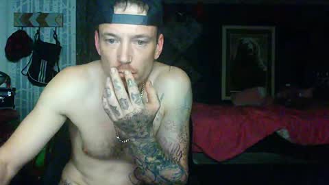 who dares  toss me some  tips lets have fun online show from September 15, 11:21 am