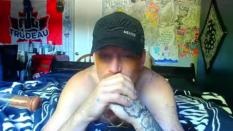 who dares  toss me some  tips lets have fun online show from September 21, 11:39 pm