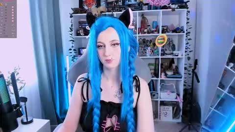 Snapshot of ohclementinee chatting on November 24, 10:04 am Clementine Clem online show from November 24, 10:04 am