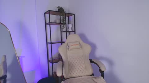 Julia online show from January 13, 6:27 am