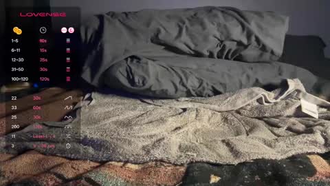 bbygtbckkk online show from April 13, 2:39 am