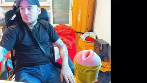 Chris online show from March 3, 6:59 am