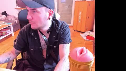 Chris online show from February 26, 9:30 am