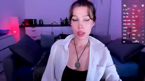 Light  online show from October 9, 9:46 pm