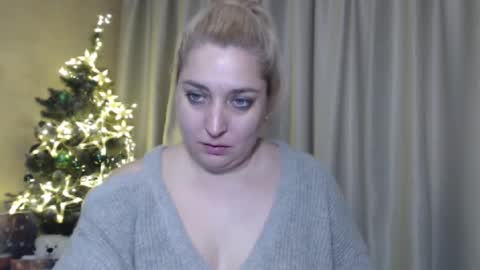 Snapshot of ohsweetiren chatting on January 3, 10:09 am Iren online show from January 3, 10:09 am