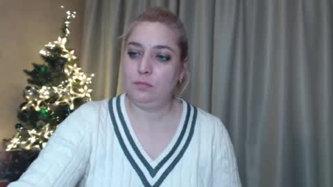 Snapshot of ohsweetiren chatting on January 9, 10:20 am Iren online show from January 9, 10:20 am