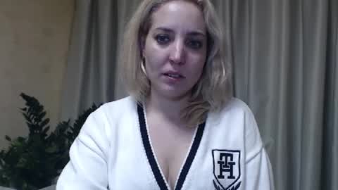 Mari online show from March 5, 2:23 pm