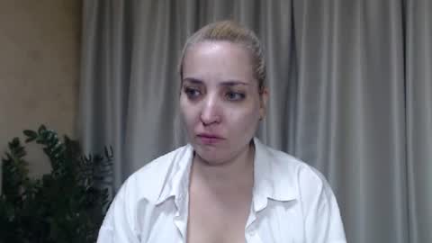 Mari online show from September 25, 4:54 pm