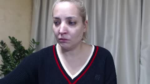 Mari online show from November 12, 6:08 pm