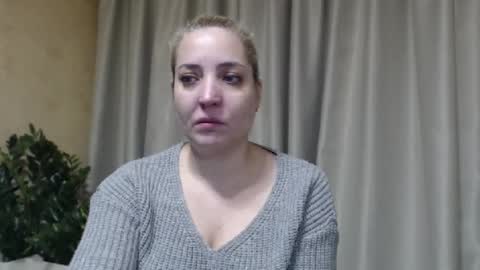 Mari online show from February 5, 9:52 pm