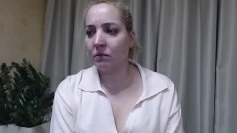 Mari online show from March 5, 6:59 pm