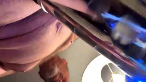 ohyea69x2 online show from December 3, 5:20 am