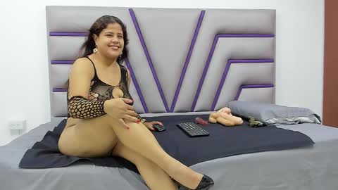 Olaia  online show from September 22, 12:07 pm