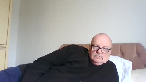 old_fkrr_ online show from April 17, 9:01 am