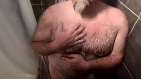 Snapshot of oldbones2 chatting on November 10, 12:42 am oldbones2 online show from November 10, 12:42 am