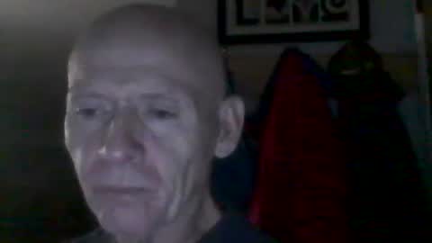 oldbuthorny62 online show from October 16, 5:08 am