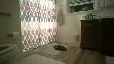 Snapshot of oldbuttsexy chatting on December 20, 7:26 am oldbuttsexy online show from December 20, 7:26 am