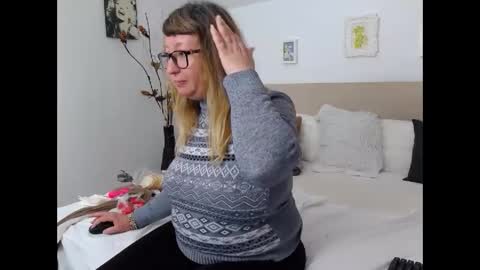 Olga Pavlova online show from April 15, 11:39 am