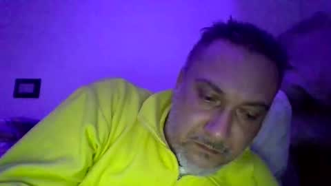 Snapshot of olimpio1230 chatting on January 31, 8:33 pm olimpio1230 online show from January 31, 8:33 pm