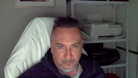 Snapshot of olimpio1230 chatting on December 5, 12:25 pm olimpio1230 online show from December 5, 12:25 pm