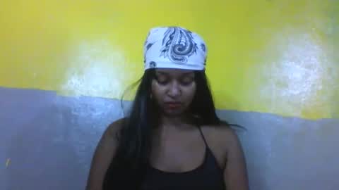 olinah610 online show from February 8, 2:31 pm