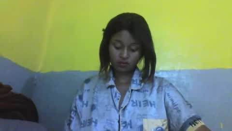 olinah610 online show from February 13, 8:27 pm