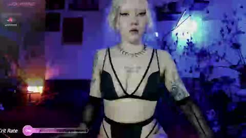 Snapshot of olivecum chatting on March 1, 1:29 pm Olive online show from March 1, 1:29 pm