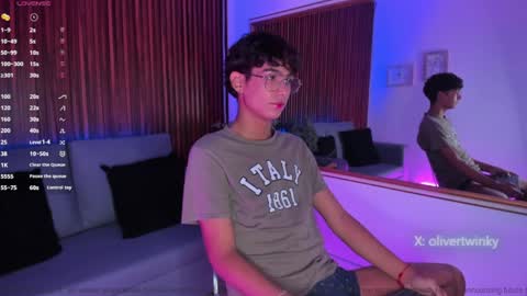 oliver20__ online show from April 9, 5:29 am
