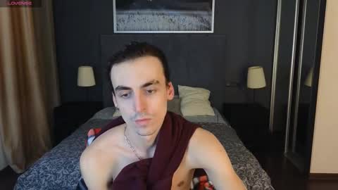 OLIVER MARTINEZ online show from September 28, 7:52 pm