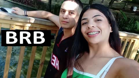 Snapshot of oliver_and_megan chatting on December 4, 10:35 am Oliver and MeganIndependent online show from December 4, 10:35 am