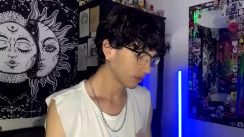 Snapshot of oliver_fast_ chatting on October 18, 8:04 am Oliver fast online show from October 18, 8:04 am