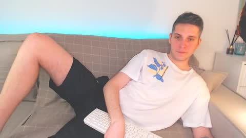 Oliver online show from January 26, 7:09 pm