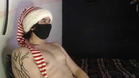 oliver_laid_2023 online show from December 15, 11:31 pm