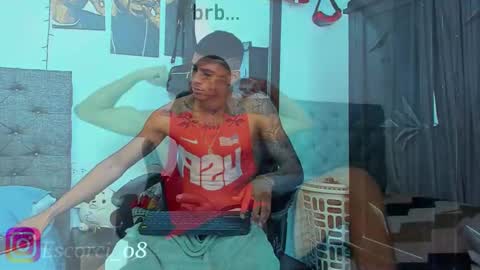 Snapshot of oliver_smith_2 chatting on November 29, 4:21 pm oliver_smith_2 online show from November 29, 4:21 pm