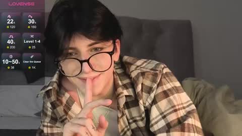 oliver online show from February 8, 9:13 am