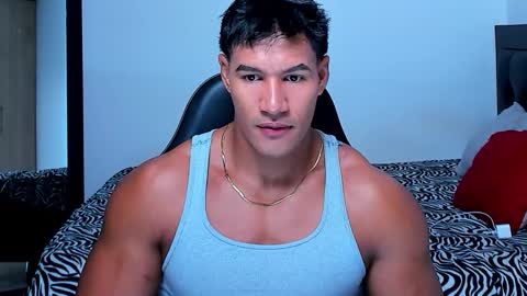 oliver_tommy online show from January 18, 11:47 am