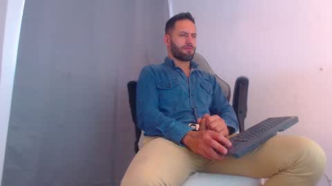 oliver online show from January 2, 8:13 pm