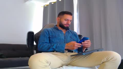 oliver online show from October 27, 2:32 pm